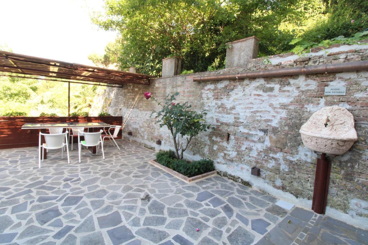 Appartement The House Of The Film à Sienne Extérieur photo